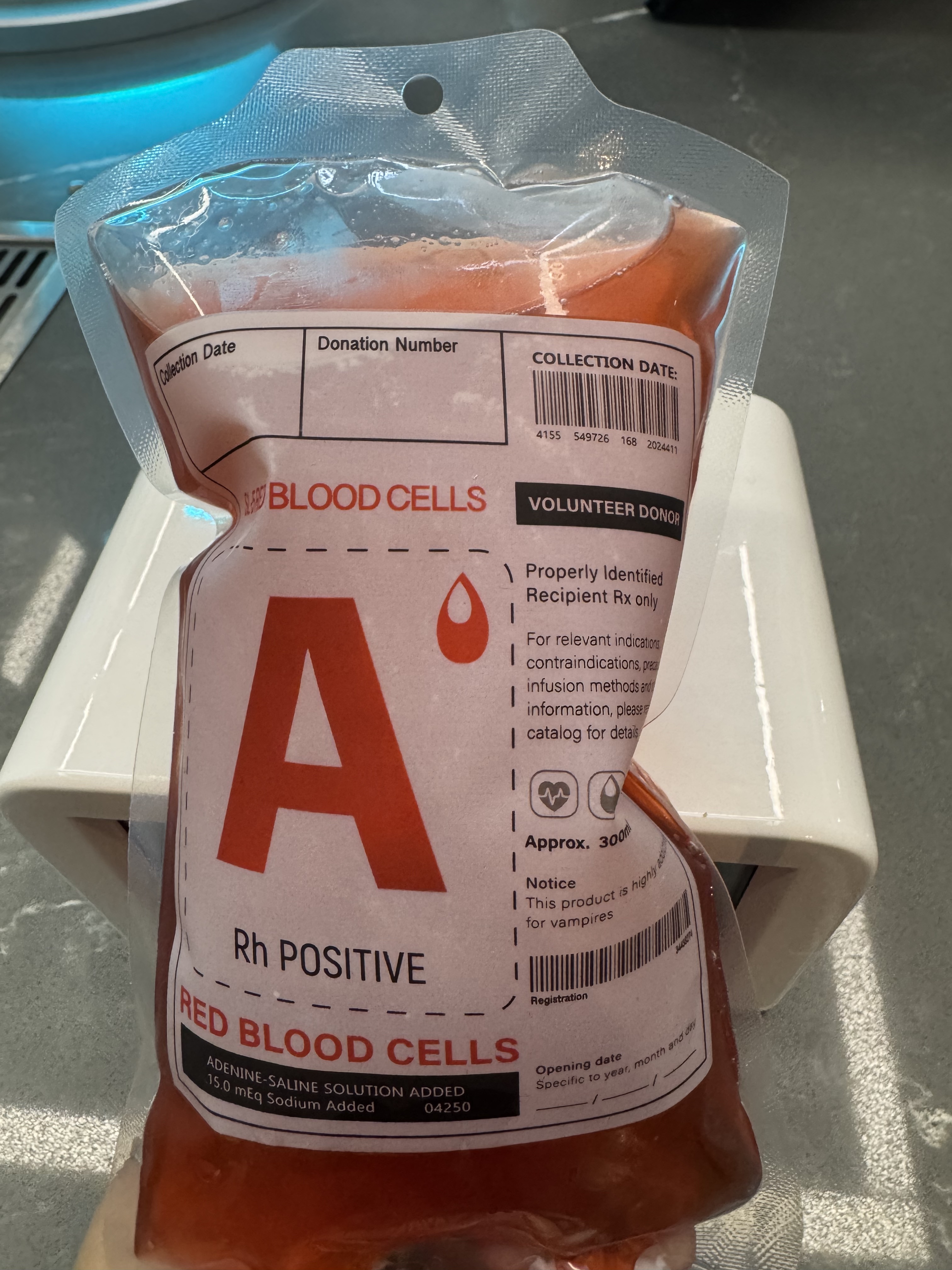 Dracula's Snackula (Pinapple Dragonfruit) - Regular Sweet, Soda